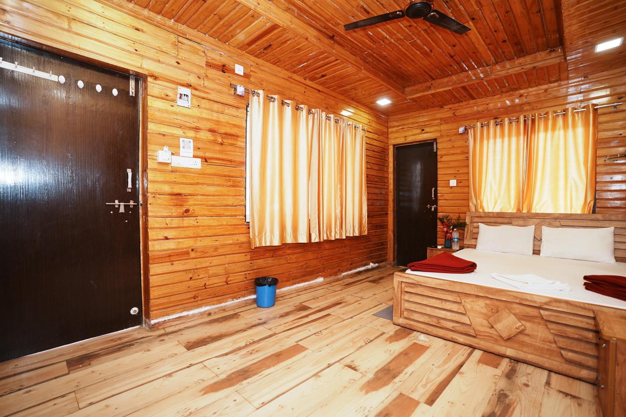 Sunshine Resort Pune Exterior photo